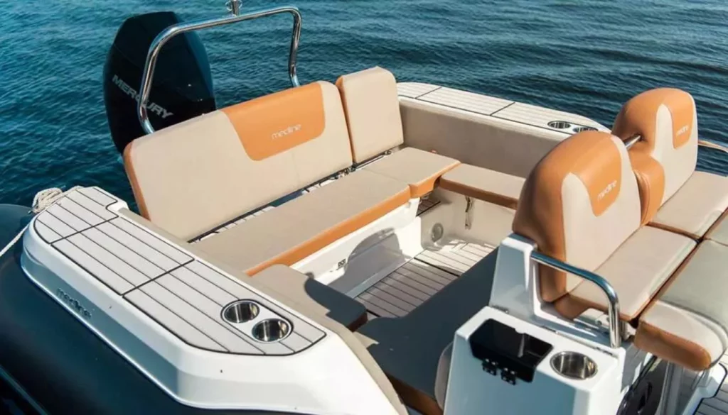 6-zodiac-medline-750-motoryacht-for-charter