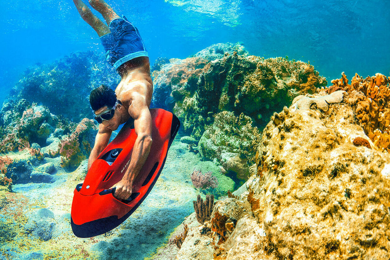 SEABOB F5 Underwater Scooter - Image 5
