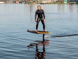 Electric Hydrofoil Surfboard Yellow Ride